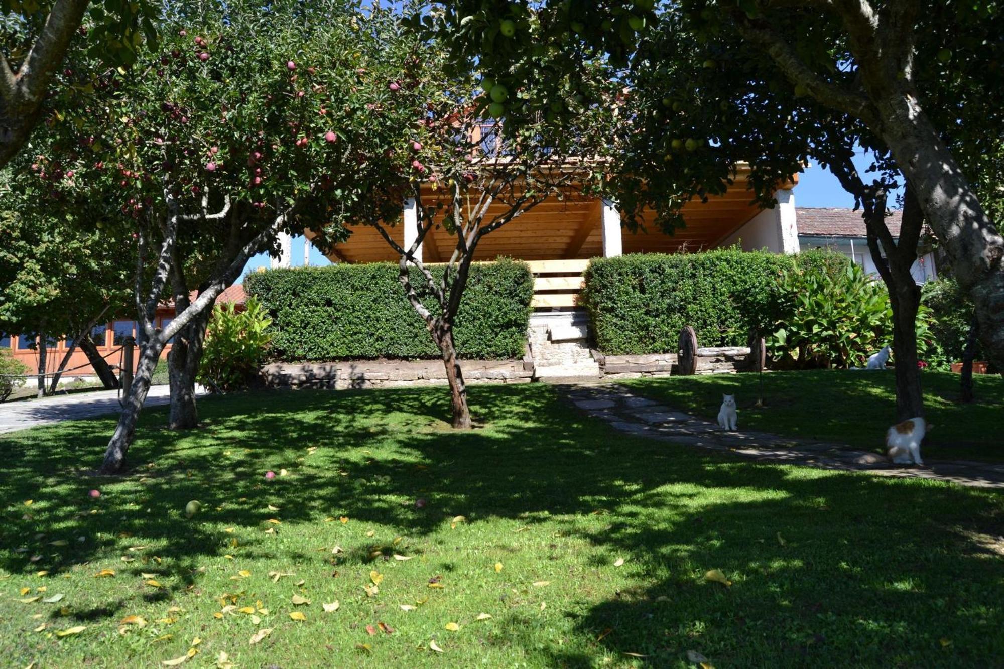 Casa Brues Casa de hóspedes Boborás Exterior foto